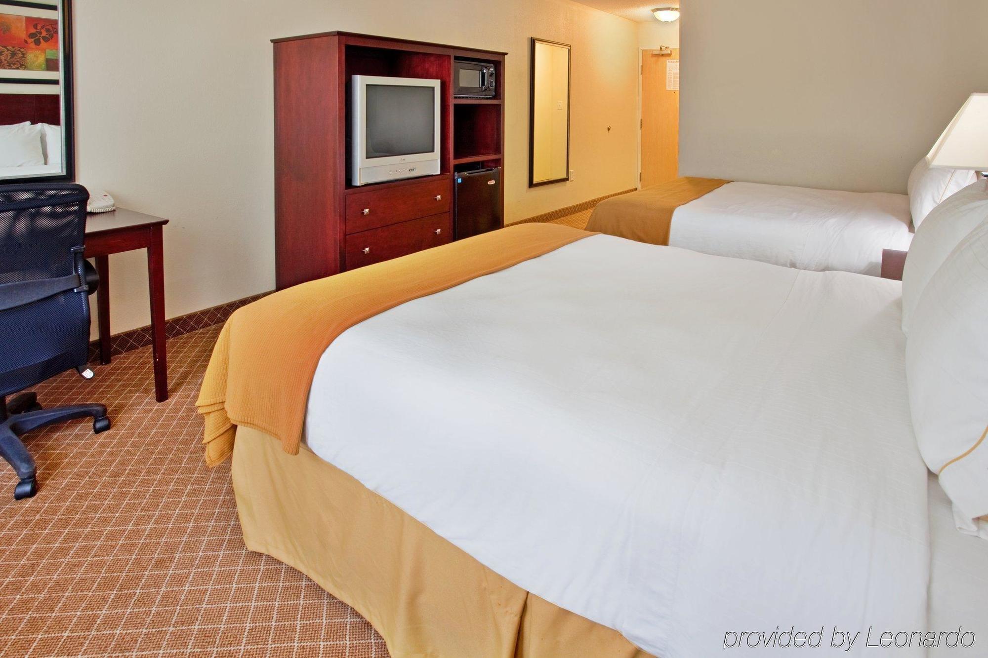 Holiday Inn Express Warrenton By Ihg Extérieur photo