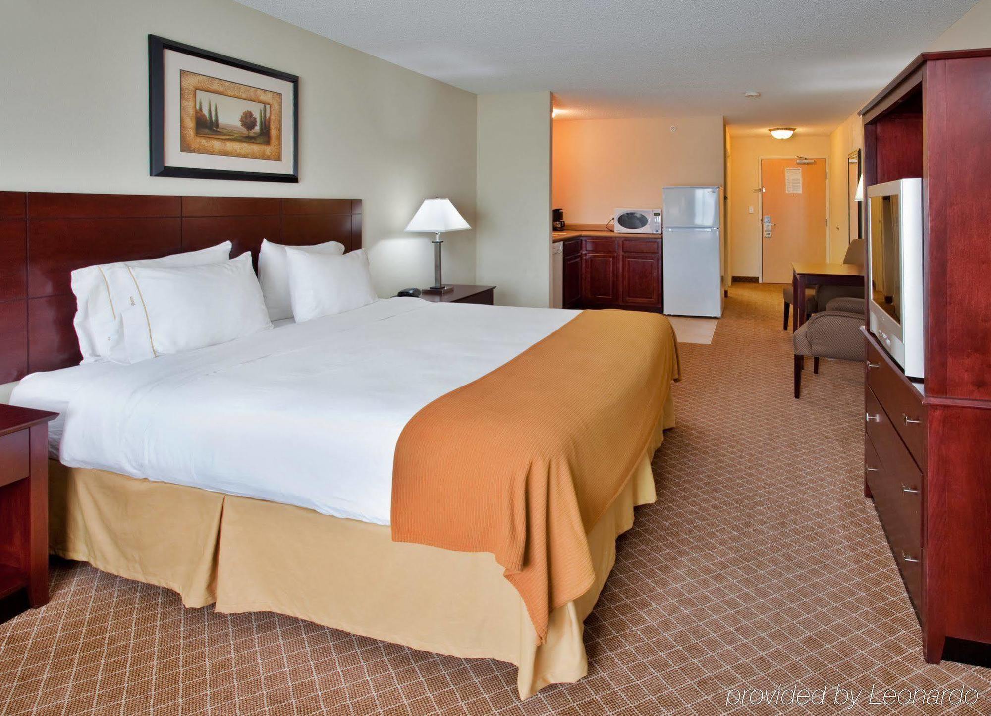 Holiday Inn Express Warrenton By Ihg Extérieur photo